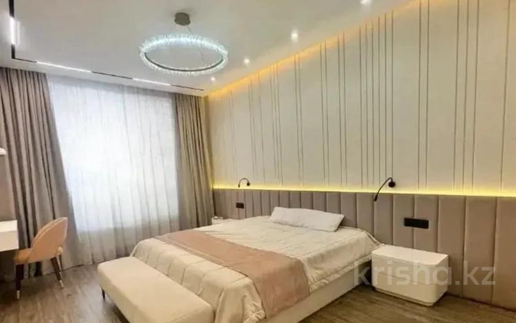 3-бөлмелі пәтер · 120 м² · 4 қабат, Егизбаева 3, 5 — Каныша Сатпаева, бағасы: 550 000 ₸ в Алматы, Бостандыкский р-н — фото 2