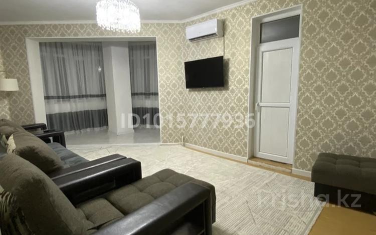 2-бөлмелі пәтер · 70 м² · 2/9 қабат, Нұрсәт ш/а, Мкр Нурсат 2 9, бағасы: 250 000 ₸ в Шымкенте, Каратауский р-н — фото 2