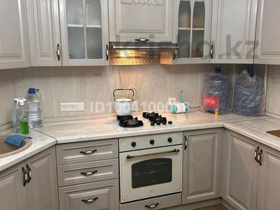 3-бөлмелі пәтер · 70 м² · 1/5 қабат, Абая 53/1 — Артёма жаннур, бағасы: 300 000 ₸ в Астане, р-н Байконур