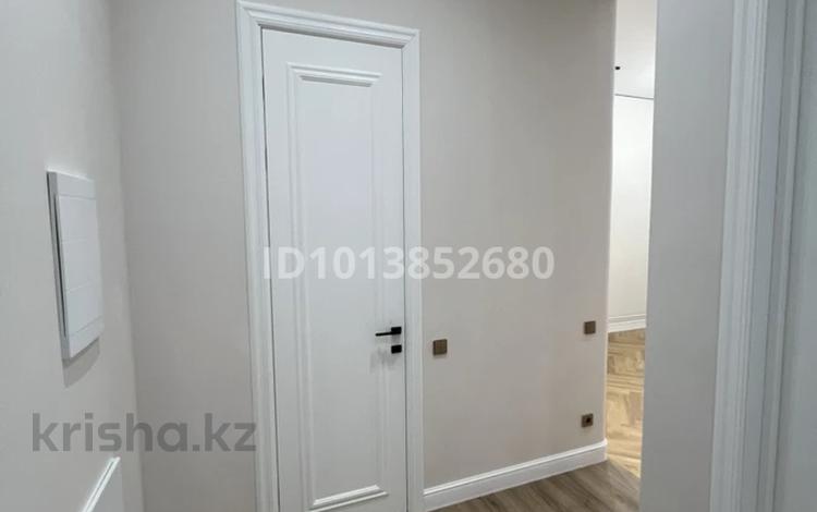 2-комнатная квартира · 49.5 м² · 1/4 этаж, мкр Ак Шагала, мкр. Ак Шагала 7 за 32.5 млн ₸ в Атырау — фото 2