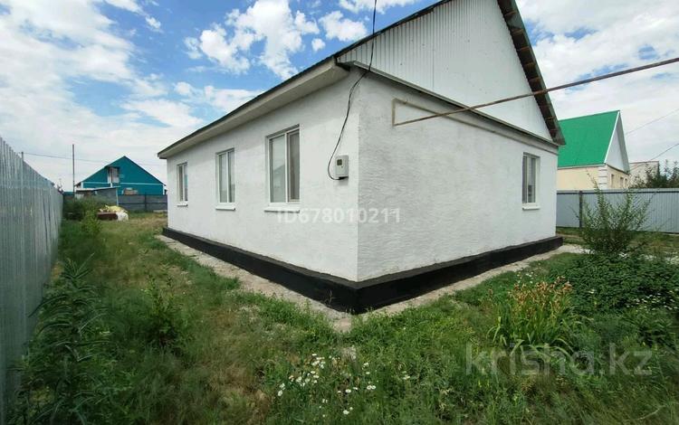Отдельный дом • 3 комнаты • 86 м² • 5 сот., Бейбарыс за 20 млн 〒 в Уральске — фото 2