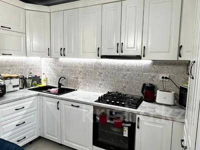 3-комнатная квартира · 84 м² · 5/10 этаж, мкр Шугыла, Жунисова за 45 млн 〒 в Алматы, Наурызбайский р-н