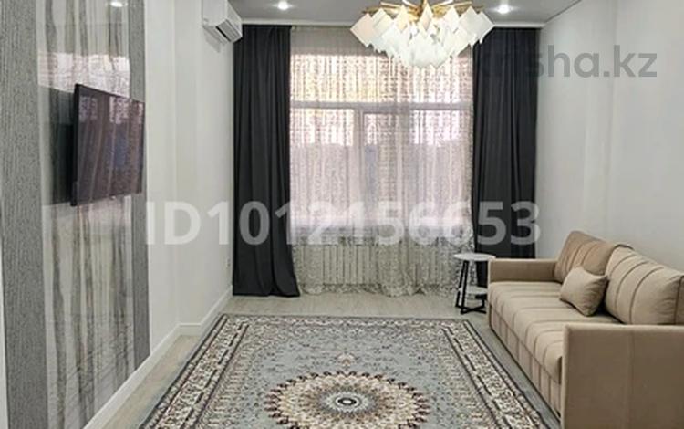 2-комнатная квартира · 65 м² · 4/7 этаж, Нуртас Ондасынов 16 за 400 000 ₸ в Атырау, мкр Авангард-2 — фото 2