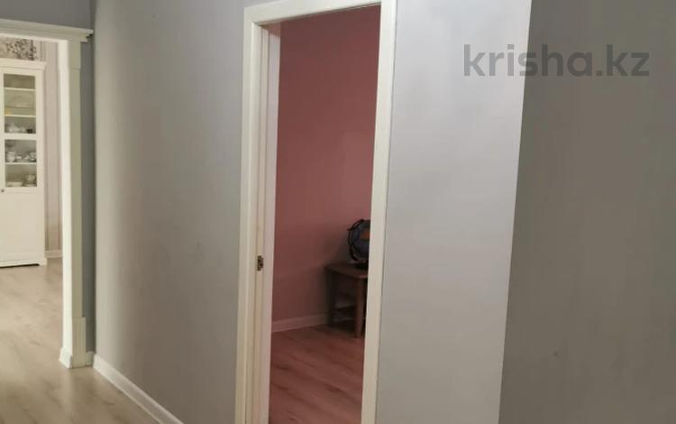 2-комнатная квартира · 66 м² · 7/9 этаж, мкр Нурсая, Таумуш Жумагалиев 15 за 32 млн ₸ в Атырау — фото 2