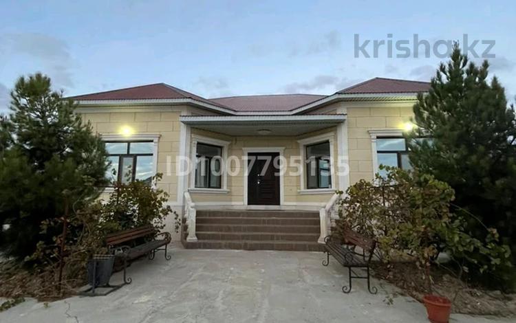 Отдельный дом · 6 комнат · 300 м² · 20 сот., Уштерек за 57 млн ₸ в  — фото 2