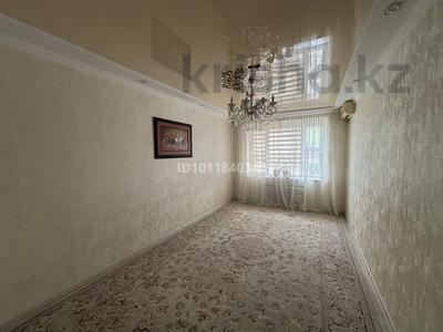 4-комнатная квартира · 90 м², 13-й мкр. 6 за 30 млн ₸ в Актау, 18-й мкр 