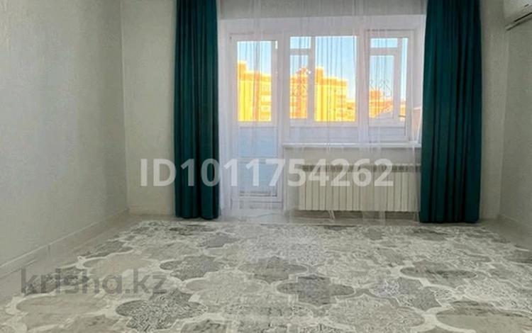 2-комнатная квартира · 103.4 м² · 5/5 этаж, мкр. Алтын орда, Тауелсиздик — Анага тагзым и Апорт за 42 млн ₸ в Актобе — фото 9