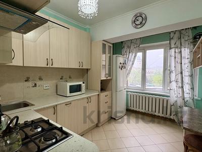 2-комнатная квартира · 60 м² · 3/9 этаж, Мкр. Самал-1 2Б за 300 000 ₸ в Алматы, Медеуский р-н