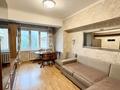 2-бөлмелі пәтер · 60 м² · 3/9 қабат, Мкр. Самал-1 2Б, бағасы: 350 000 ₸ в Алматы, Медеуский р-н