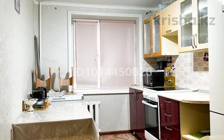 2-комнатная квартира · 42.4 м² · 4/5 этаж, Беркимбаева 182 Б — Магазины «Уголек», «Баканас», «Коктем», «Сказка+» за 11 млн ₸ в Экибастузе — фото 2