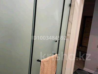 Пәтерлер в Северо-Казахстанской обл.: 2-бөлмелі пәтер · 69 м² · 3/5 қабат, Назарбаева 276Б — Валиханов, бағасы: 250 000 〒 2-бөлмелі пәтер · 69 м² · 3/5 қабат, Назарбаева 276Б — Валиханов, бағасы: 250 000 〒 в Петропавловске
