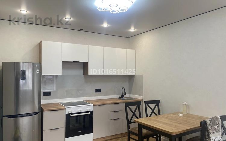 2-комнатная квартира · 44 м² · 1/7 этаж, А. Байтурсынова за 200 000 ₸ в Астане, Сарайшык р-н — фото 3