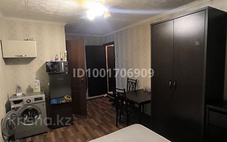 1-комнатная квартира · 18 м² · 4/4 этаж, мкр №6 57 — Абая алтынсарина за 16.5 млн ₸ в Алматы, Ауэзовский р-н — фото 2