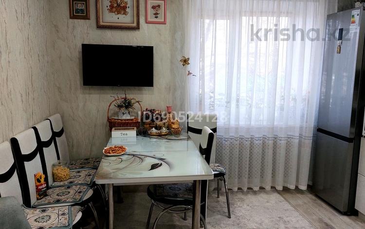 Отдельный дом · 5 комнат · 240 м² · 8 сот., Радиозавод проезд B — Ромат Метро за 120 млн ₸ в Павлодаре — фото 7