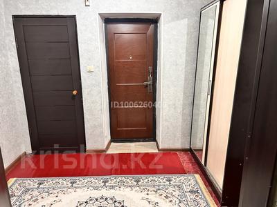 3-бөлмелі пәтер · 66 м² · 3/4 қабат, Майлы Кожа 110 — 2 аптека 3/4, бағасы: 15 млн 〒 в Арыси