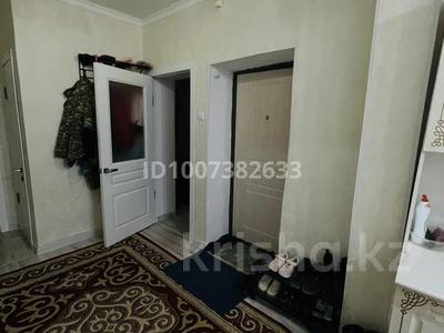 3-бөлмелі пәтер · 68 м² · 2/4 қабат, Абдразақова — Акимшилик жақта, бағасы: 13.5 млн ₸ в Арыси