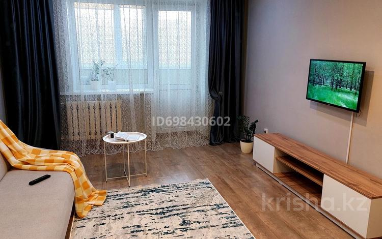 3-комнатная квартира · 72 м², Сураганова 4/2 — Торайгырова - Назарбаева - Сураганова за 20 000 〒 в Павлодаре — фото 2
