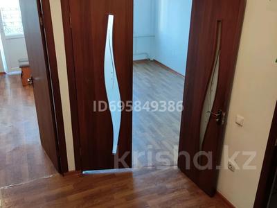 Пәтерлер в Жамбылской обл.: 1-бөлмелі пәтер · 40 м² · 5/5 қабат, Байтерек 13 мкр 36 — Рядом школа лицей √3, бағасы: 8.7 млн 〒 1-бөлмелі пәтер · 40 м² · 5/5 қабат, Байтерек 13 мкр 36 — Рядом школа лицей √3, бағасы: 8.7 млн 〒 в Таразе