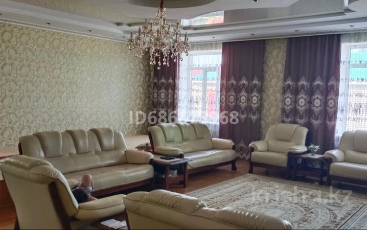 Жеке үй · 7 бөлме · 335 м² · 10 жүзд., Куншыгыс 36, бағасы: 60 млн ₸ в Актобе, жилой массив Акжар-2 — фото 5