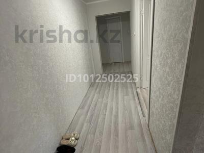 3-бөлмелі пәтер · 65 м² · 2/9 қабат, Майкудук, мкр Восток-3 14, бағасы: 25 млн ₸ в Караганде, Алихана Бокейханова р-н
