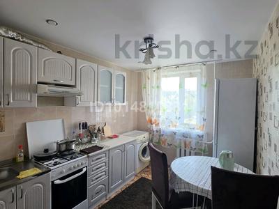 3-комнатная квартира · 65 м² · 2/5 этаж, Морозова 34 за 25 000 ₸ в Щучинске