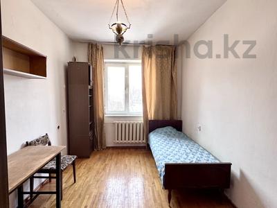 3-бөлмелі пәтер · 70 м² · 4/4 қабат, Байтурсынова 98/1 — ул. Сатпаева, бағасы: 65 млн ₸ в Алматы, Бостандыкский р-н