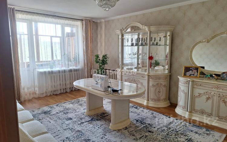 4-комнатная квартира · 105.1 м² · 5/5 этаж, Аманова 23 — За акиматом за 53 млн ₸ в Семее — фото 2