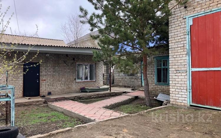 Отдельный дом · 3 комнаты · 89 м² · 6.8 сот., Некрасова 92А за 19 млн ₸ в Актобе — фото 12