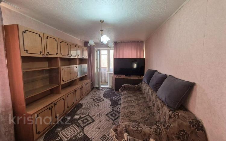 3-бөлмелі пәтер · 61.9 м² · 4/5 қабат, Майкудук, 14й микрорайон, бағасы: 11 млн ₸ в Караганде, Алихана Бокейханова р-н — фото 2