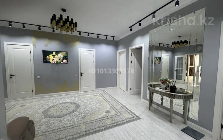3-бөлмелі пәтер · 128 м² · 8/10 қабат, 18А ш/а 2, бағасы: 76 млн ₸ в Актау, 18А мкр — фото 5