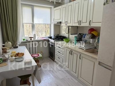 3-комнатная квартира · 78 м² · 2/5 этаж, мкр Юго-Восток, проспект Строителей 11 — За торговым домом Аян за 30 млн 〒 в Караганде, Казыбек би р-н