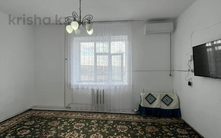 2-комнатная квартира · 60 м² · 4/5 этаж, Астана мкр 5 5 — Астана 1 за 18.5 млн 〒 в  — фото 2
