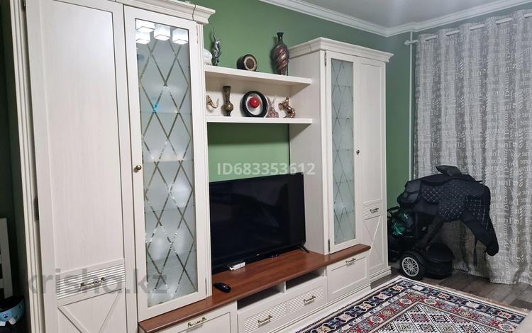 3-бөлмелі пәтер · 76 м² · 1/9 қабат, Момышулы 25 — Драмтеар, бағасы: 29 млн ₸ в Атырау — фото 2