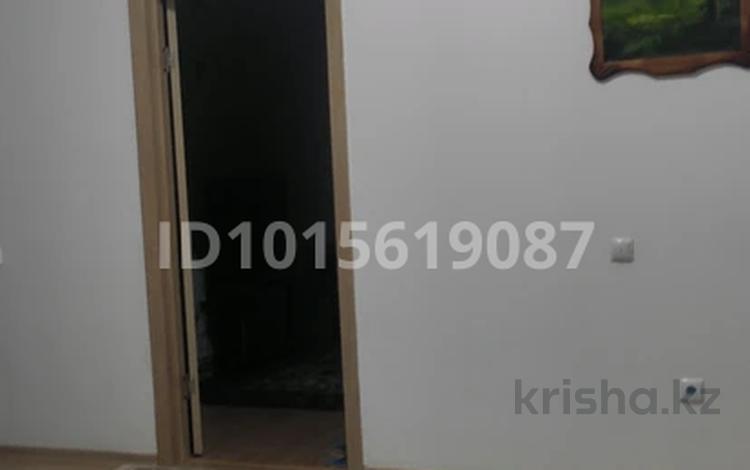 4-комнатная квартира · 108 м² · 2/8 этаж, Кабанбай батыра — Напротив клиники Sapadent за 500 000 ₸ в Астане, Есильский р-н — фото 2