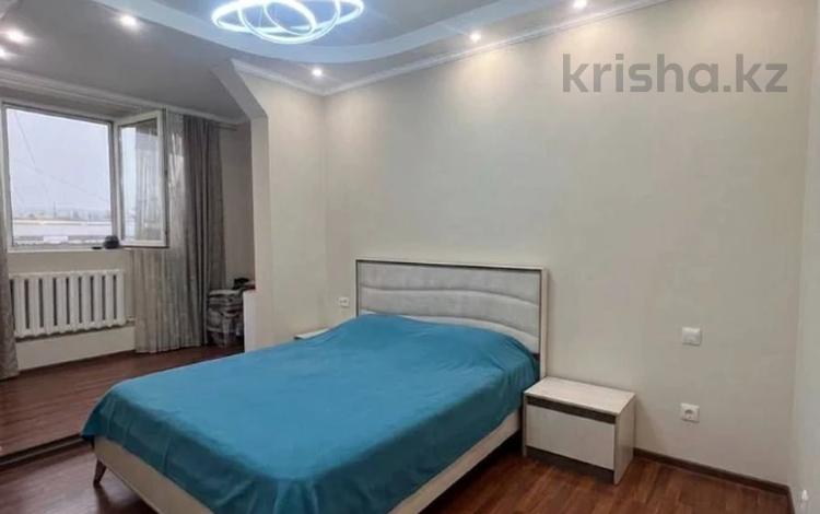 2-бөлмелі пәтер · 60 м² · 7/9 қабат, Шевченко — Розыбакиева, бағасы: 43 млн ₸ в Алматы, Алмалинский р-н — фото 3