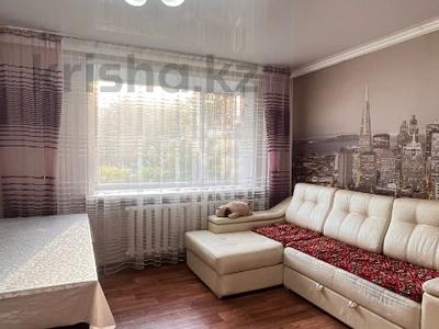 2-комнатная квартира · 64 м² · 1/5 этаж, Жабаева за 26.5 млн 〒 в Петропавловске