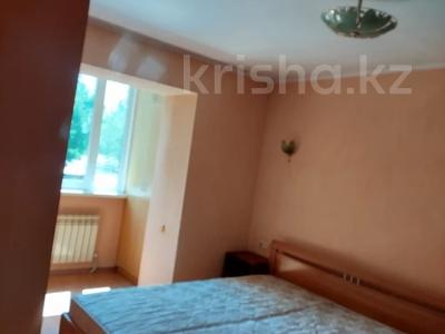 3-комнатная квартира · 65 м² · 4/4 этаж, Военный городок 13 киоск за 150 000 〒 в М. Туймебаеве