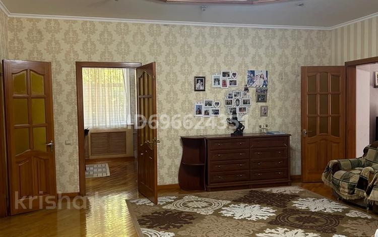 Жеке үй · 10 бөлме · 340 м² · 10 жүзд., Байтурсынова 84/3 — Кардиология, бағасы: 135 млн ₸ в Шымкенте — фото 2
