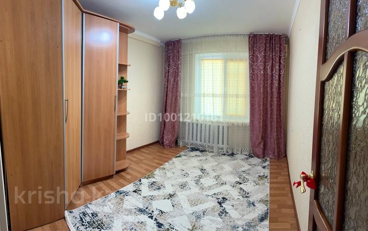 2-бөлмелі пәтер · 51 м² · 4/5 қабат, Каженбаев 2 — Рядом с ул.Чехова, вдоль ул. Махамбета, напротив ЕНПФ, бағасы: 180 000 〒 в Атырау — фото 2