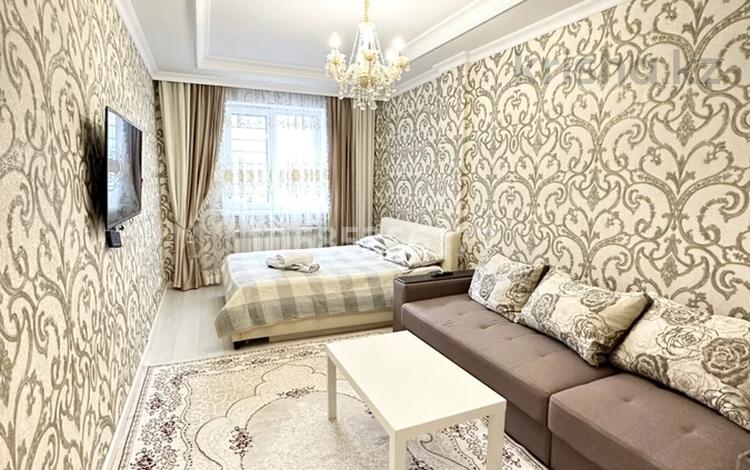 1-комнатная квартира · 45 м² · 10/15 этаж, Абикен Бектуров 3/1 — Хан шатыр за 14 000 ₸ в Астане, Нура р-н — фото 18
