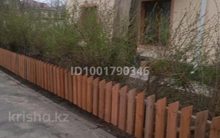 3-бөлмелі пәтер · 75 м² · 2/2 қабат, Аблай Хана 33 — В центре города, бағасы: 13 млн 〒 в Кентау — фото 2