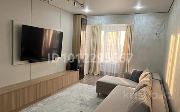 3-бөлмелі пәтер · 70 м² · 6/17 қабат, Ауэзова 2/8, бағасы: 65 млн ₸ в Алматы, Алмалинский р-н — фото 2