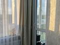3-бөлмелі пәтер · 70 м² · 6/17 қабат, Ауэзова 2/8, бағасы: 65 млн ₸ в Алматы, Алмалинский р-н — фото 2