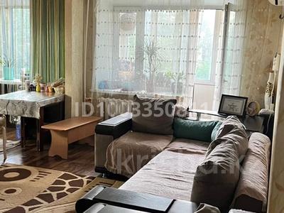 3-комнатная квартира · 58 м² · 3/5 этаж, Майкудук, 13й микрорайон 17 за 14 млн ₸ в Караганде, Алихана Бокейханова р-н