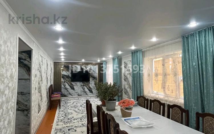 Үйдің бір бөлігі · 4 бөлме · 120 м² · 6 жүзд., Ескі аэропорт ш/а. — Самал с Отырар угловая, бағасы: 39 млн ₸ в Уральске, мкр Старый Аэропорт — фото 2