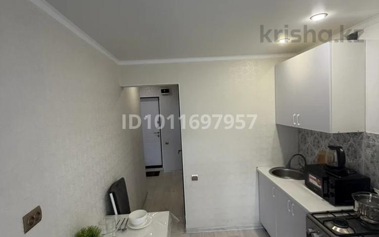 1-бөлмелі пәтер · 34 м², мкр 12 18, бағасы: 15 000 ₸ в Актобе — фото 2