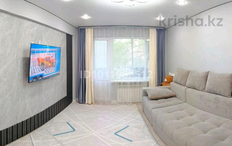 2-бөлмелі пәтер · 52 м² · 2/5 қабат, Просп. Нурсултана Назарбаева 89/2, бағасы: 23.5 млн ₸ в Усть-Каменогорске, Ульбинский — фото 2