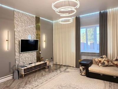 Отдельный дом · 3 комнаты · 125 м² · 4.8 сот., Преображенская за 43 млн 〒 в Уральске