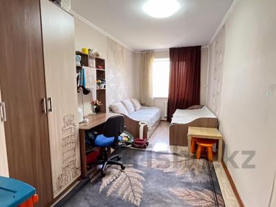 2-комнатная квартира, 45 м², 4/4 этаж, назарбаева за 13.3 млн 〒 в Талдыкоргане