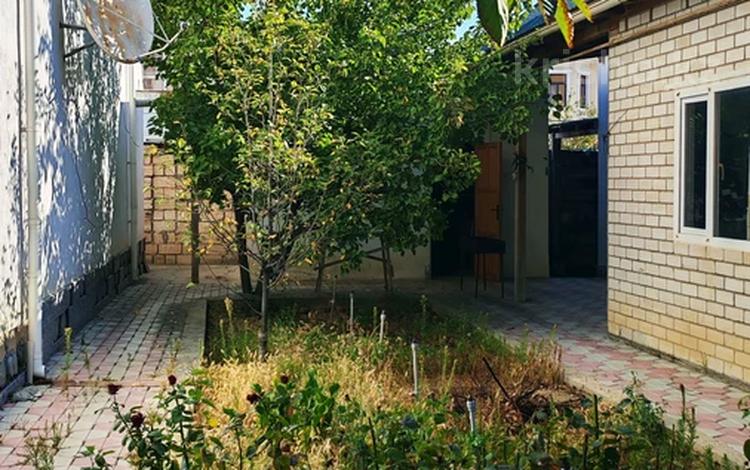 Отдельный дом · 6 комнат · 454 м² · 7 сот., Достык 29 за 75 млн ₸ в Актау, мкр Приморский — фото 2